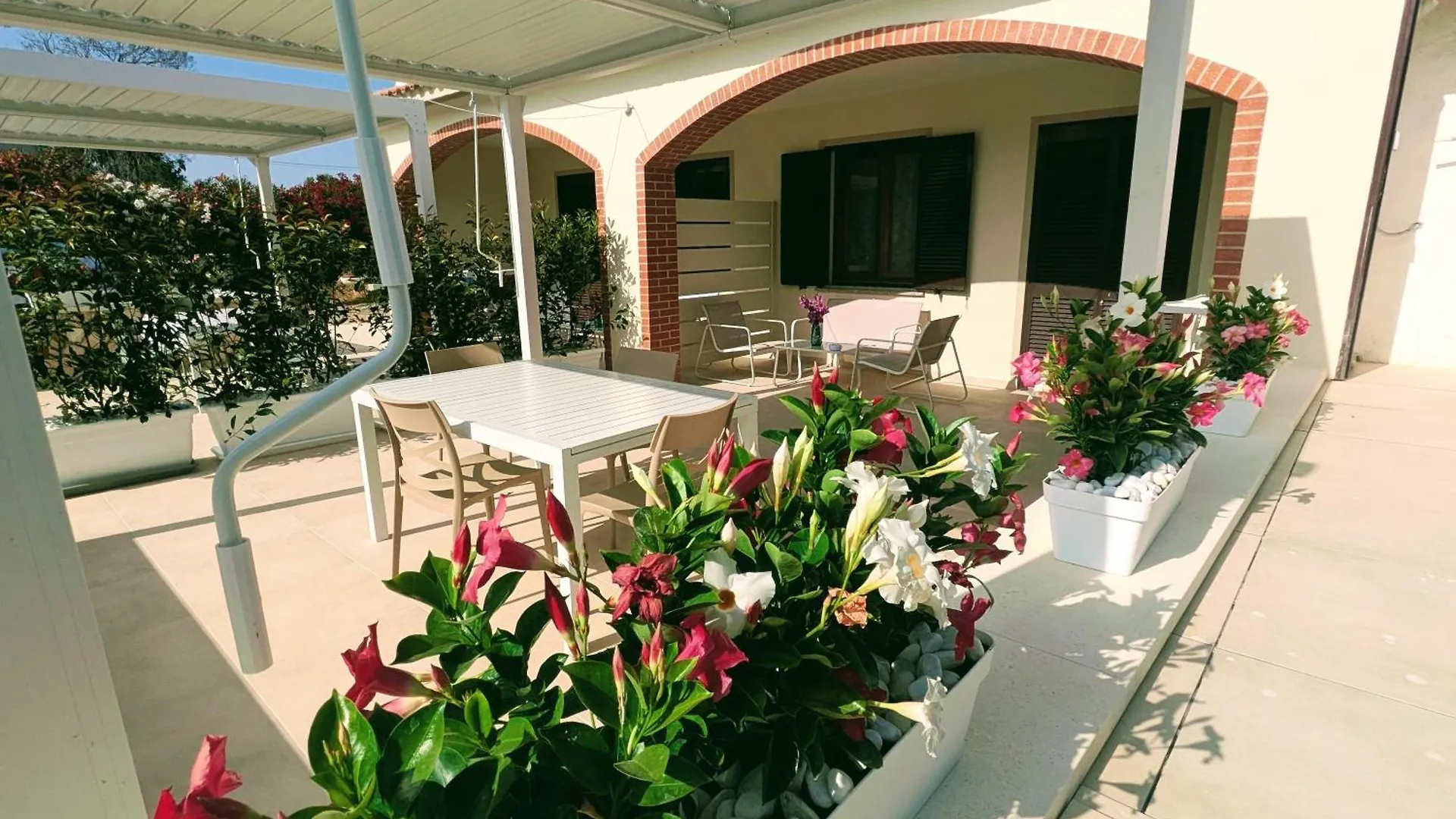 Casa Manidu Lavanda A 5 Min A Piedi Dalla Spiaggia contacts